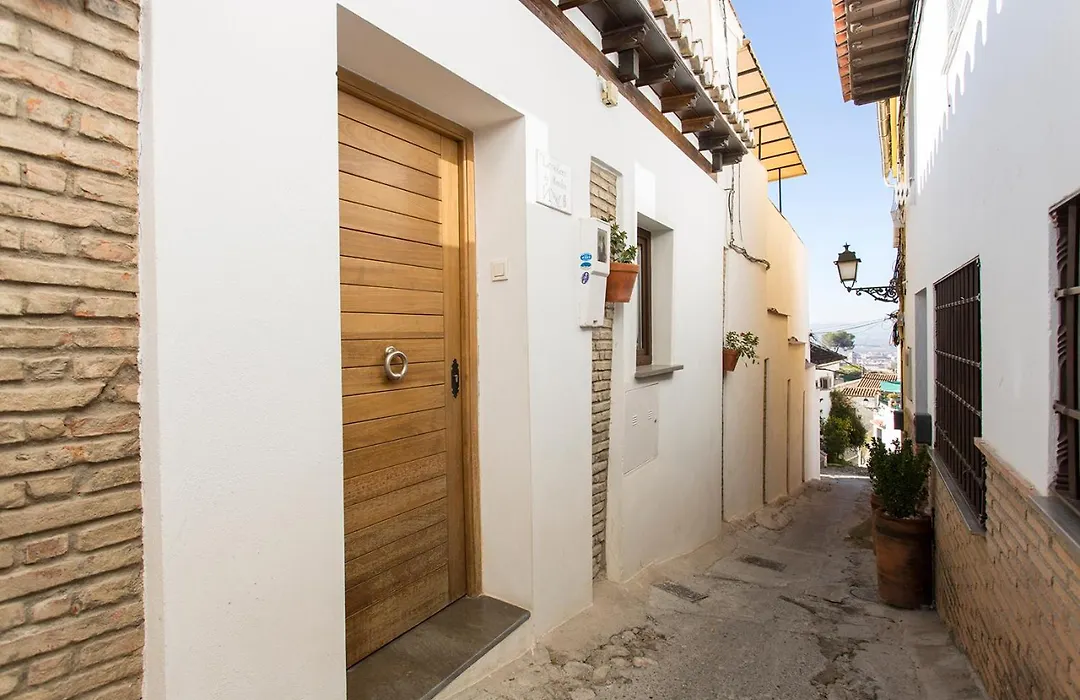 Apartamento con terraza y cochera Albaycin-1